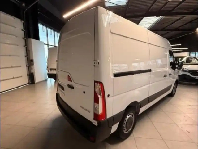 Renault Master fg f3300 l2h2 2.3 blue dci 135ch confort euro6e (16665?ht) — photo 5
