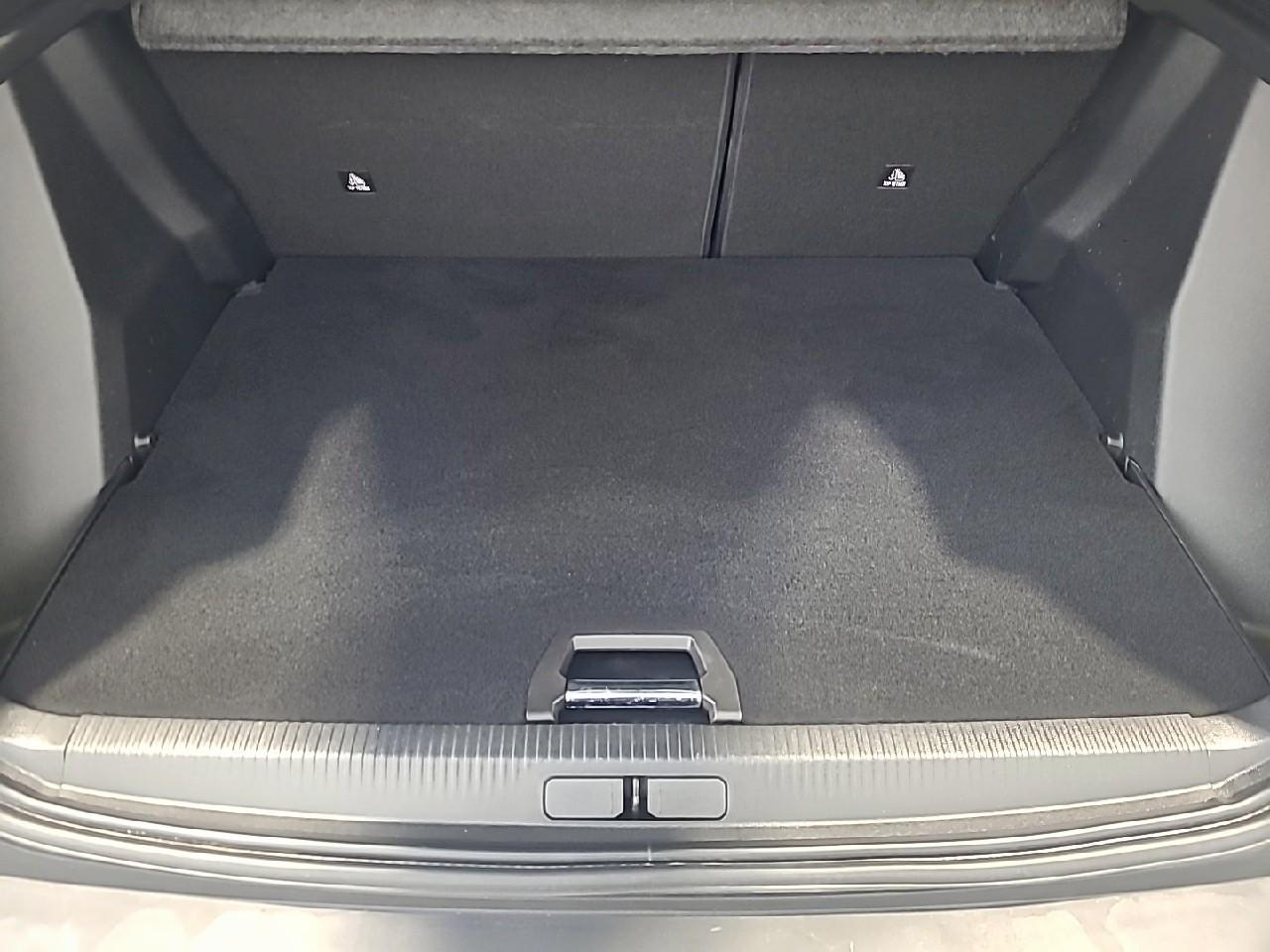 Peugeot 2008 puretech 130 s&s eat8 style — photo 14