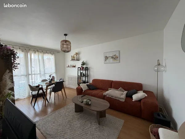 T3 rénovée avec garage +stationnement