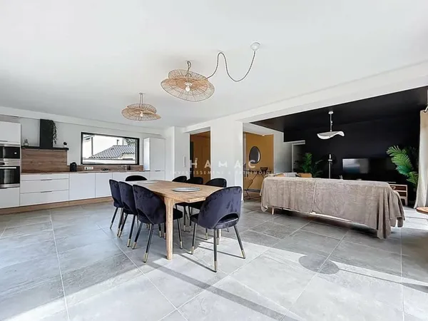 Maison T5 - 135m² - Terrain 565 m²