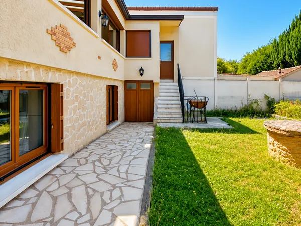 Maison 4 pièces 130 m²