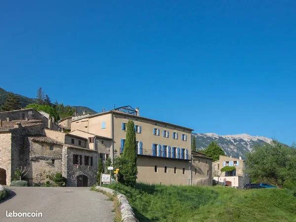 Vente | Maison de village | 14p | 11ch | 461 m² | Savoillan