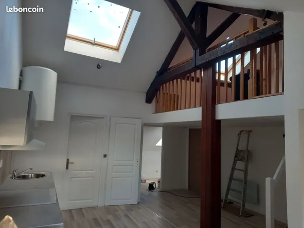 A louer T2+ mezzanine 45 m2