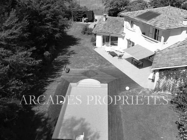 Maison 7 pièces 172 m²