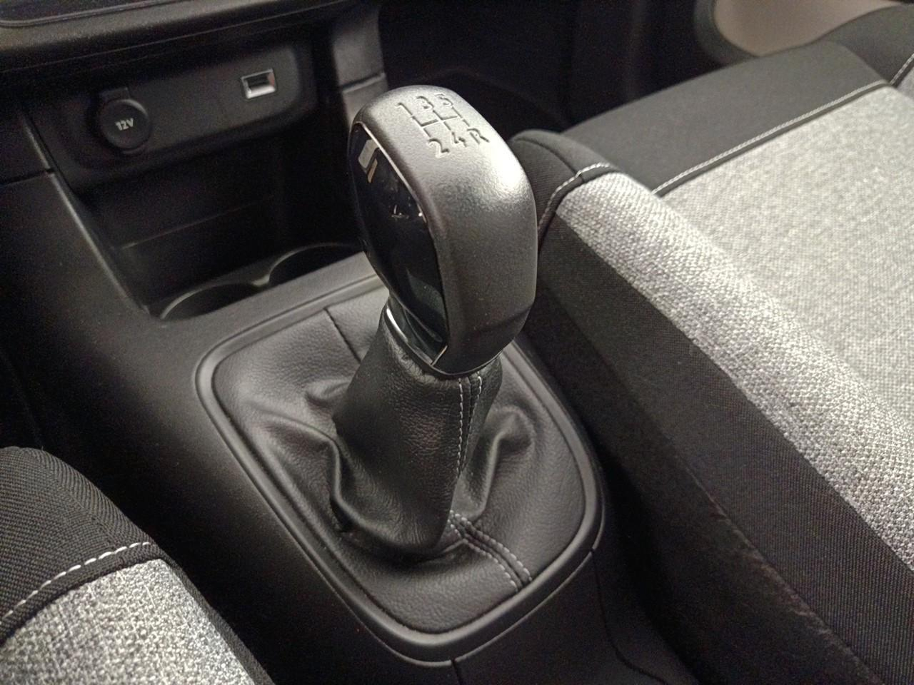Citroën C3 puretech 83 s&s bvm5 c-series — photo 28