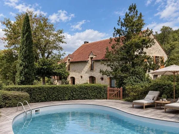 Maison 250 m²