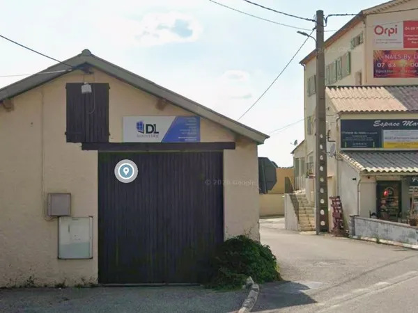 Hangar de 150m²