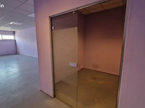 Ateliers et entrepôts à louer en ZFU - de 65 à 135 m² - Direct propriétaire