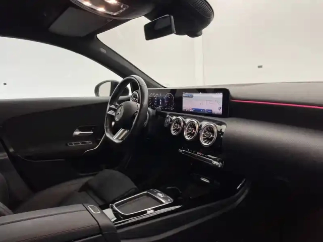 Mercedes Classe A 200 d — photo 27