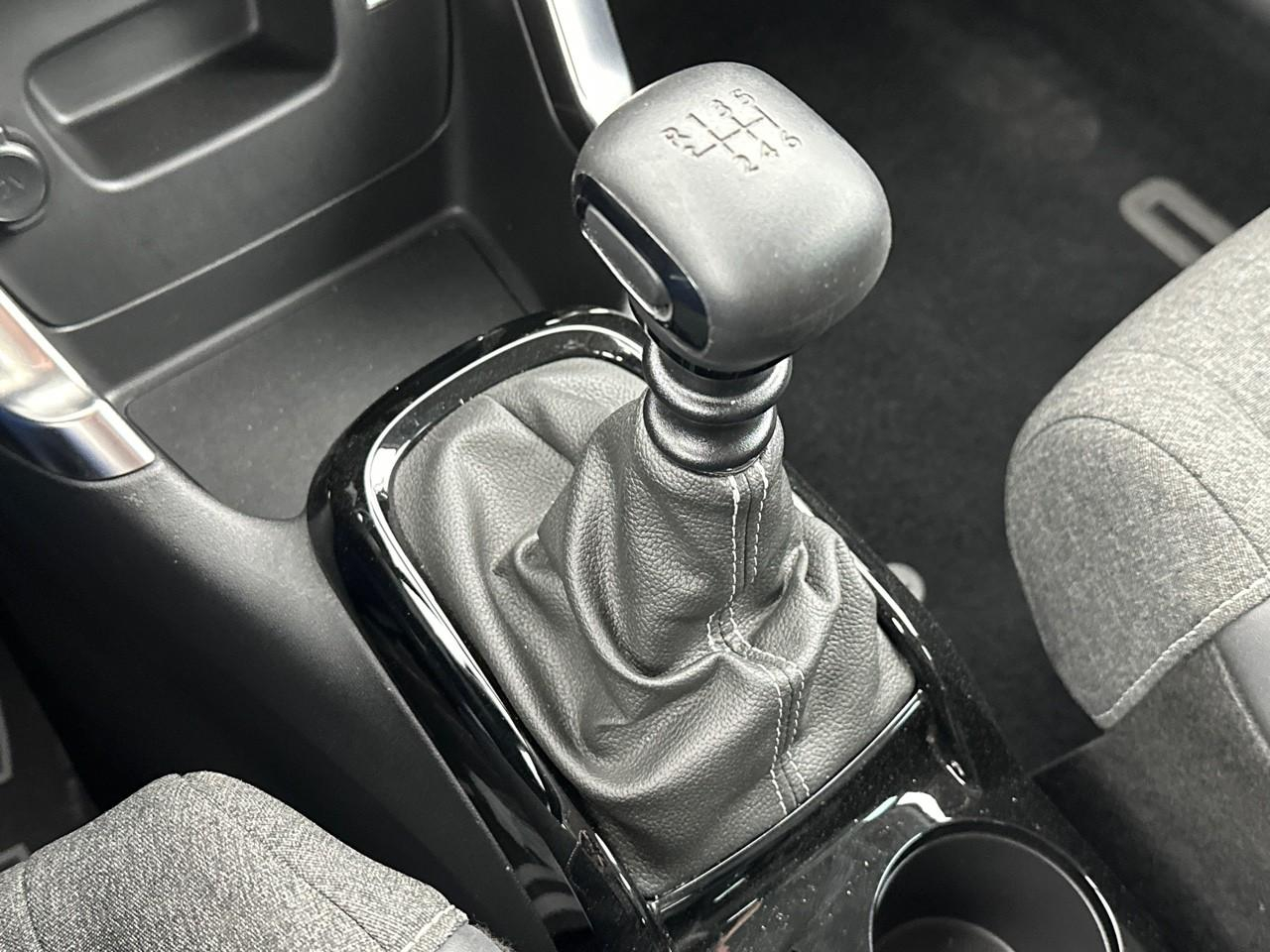 Citroën C3 Aircross puretech 110 s&s bvm6 shine pack — photo 30