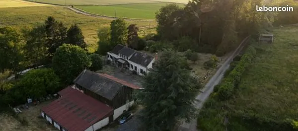 Propriété équestre - 19 boxes - 9 398 m²