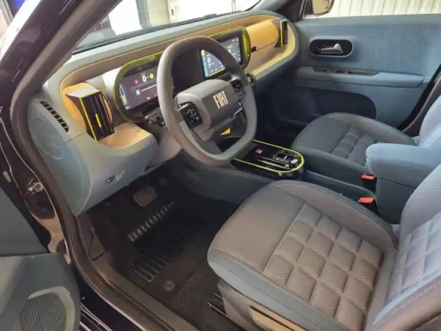 Fiat Panda grande  electrique 113ch la prima — photo 11