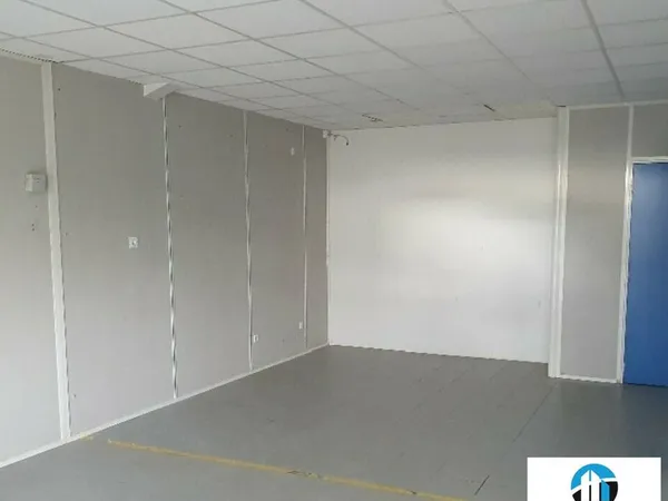 LOCAL D'ACTIVITE 80 m² VOIRON