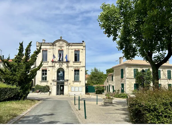 Terrain en lotissement 366 m²
