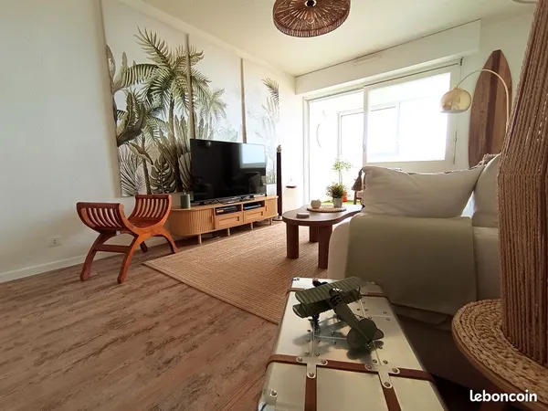 Appartement face mer à 40 m des plages...