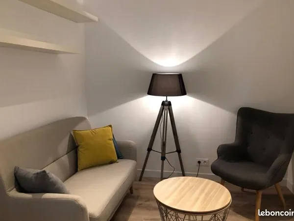 Appartement meublé F2 calme avec Parking privatif