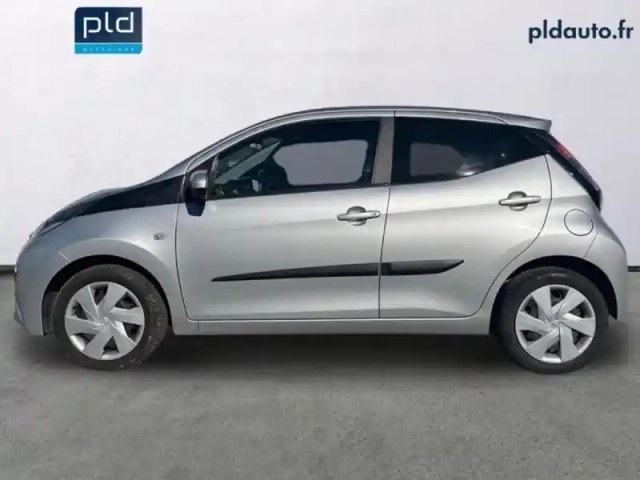 Toyota Aygo 1.0 vvt-i 69ch x-play 5p — photo 3