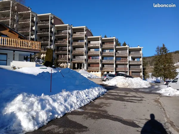 Vente studio aux hopitaux neufs
