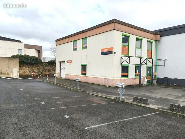 Bureaux 223 m² LE MANS