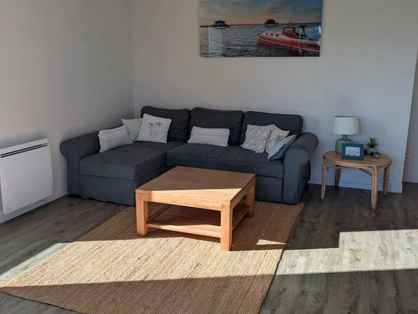 A louer T3 meublé 67m2 avec balcon et parkings