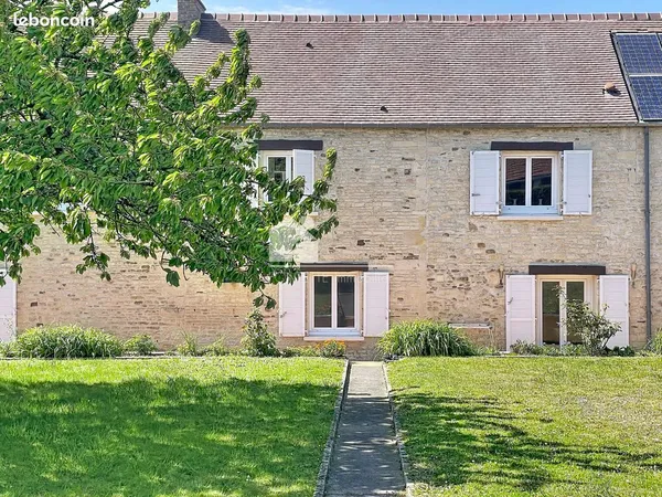 Maison 7 pièces 210 m²