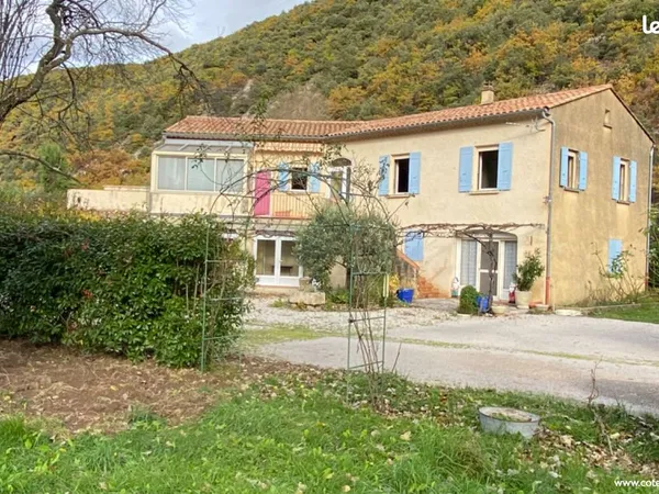 Propriété 7 pièces 190 m²