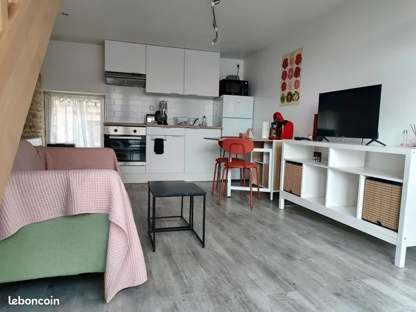 Maison centre-ville meublée, à louer, quartier calme - Disponible Mi-Novembre 2026