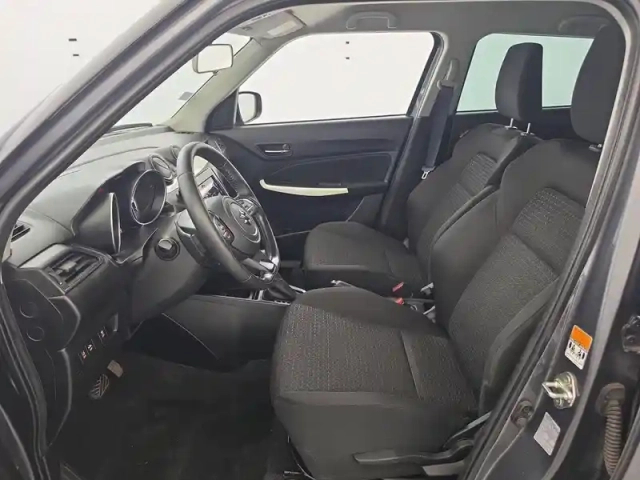 Suzuki Swift 1.0 boosterjet auto — photo 144