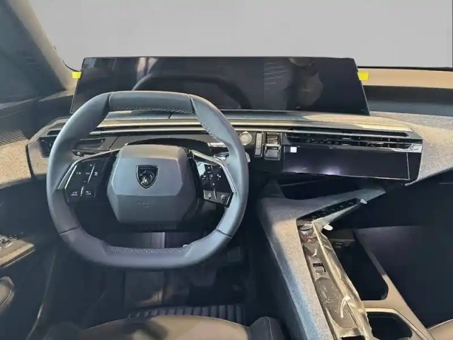 Peugeot 5008 hybrid 145 e-dcs6 — photo 31