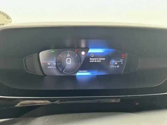 Peugeot 308 hybrid 145 e-dcs6 — photo 10