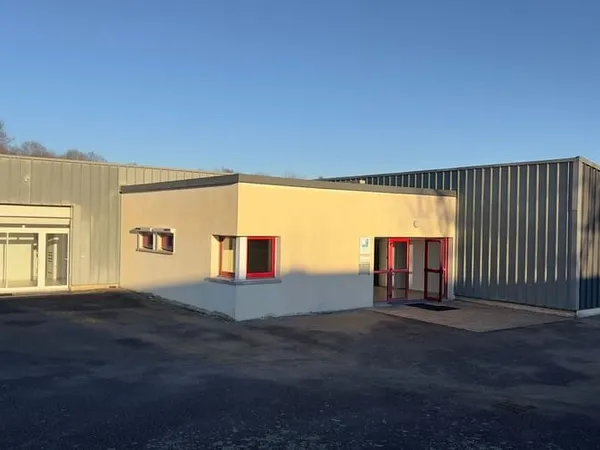 Local d'activité 263 m²