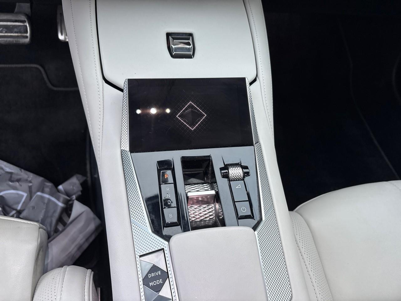 Ds Ds 4 e-tense 225ch rivoli — photo 19