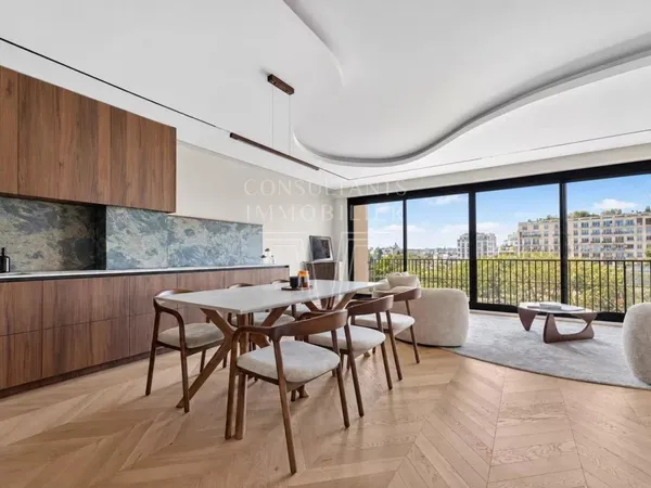 Vends t4 - 103.8 m² - Paris 16ème
