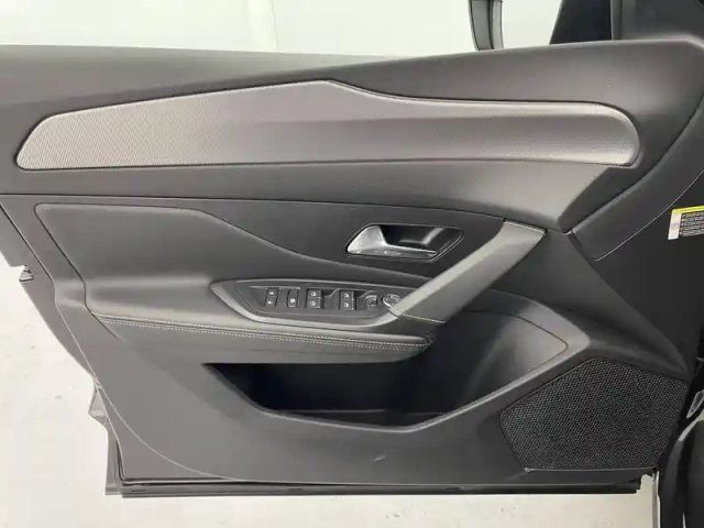 Peugeot 408 puretech 130 ch s&amp;s eat8 — photo 63