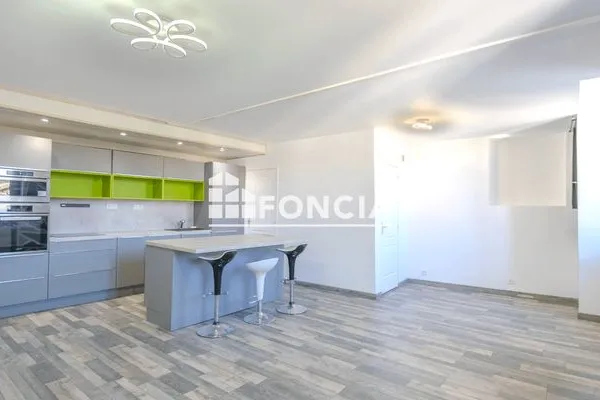 Appartement 2 pièces 63 m²