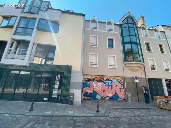 Local commercial 52 m² RENNES