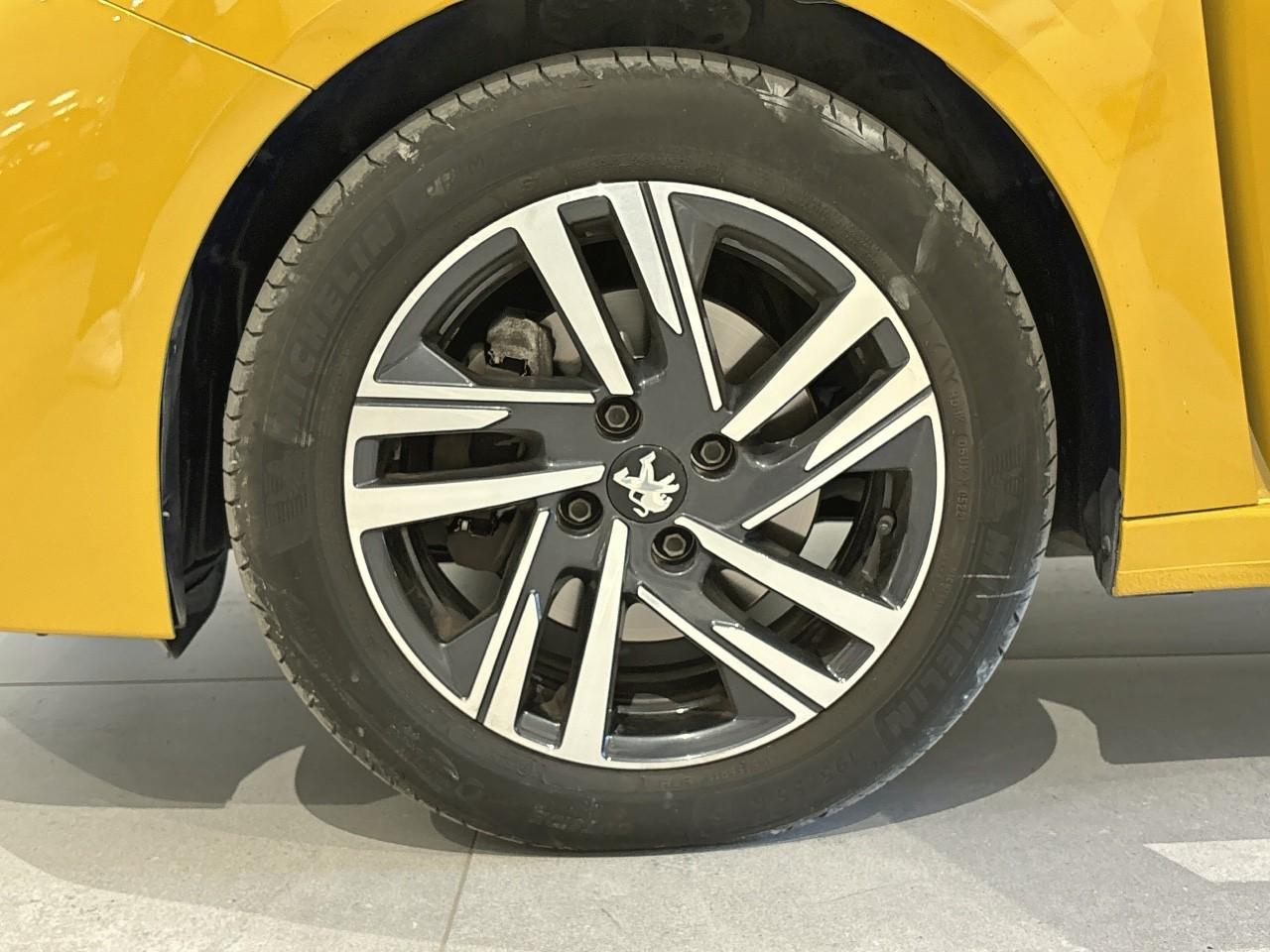 Peugeot 208 1.2 puretech 130ch s&s allure pack eat8 — photo 11