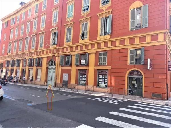 Parking 12 m²