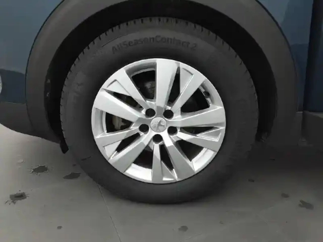 Peugeot 3008 puretech 130ch s&amp;s bvm6 — photo 13