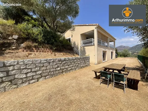 Maison 5 pièces 132 m²