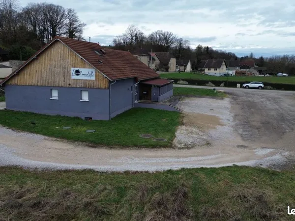 Maison 4 pièces 188 m²