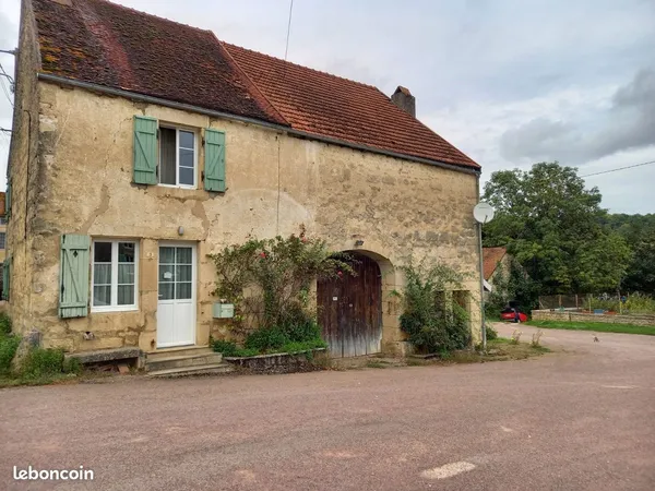 A Cosne commune de Quemigny sur Seine maison à vendre