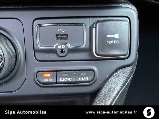 Jeep Renegade 1.3 turbo t4 240 ch phev at6 4xe eawd — photo 21