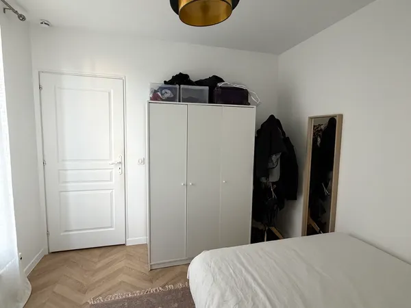 Loue chambre en colocation dans appartement