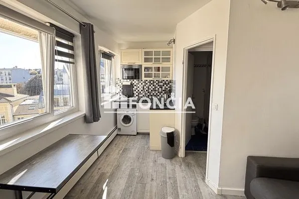 Studio 1 pièce 16 m²