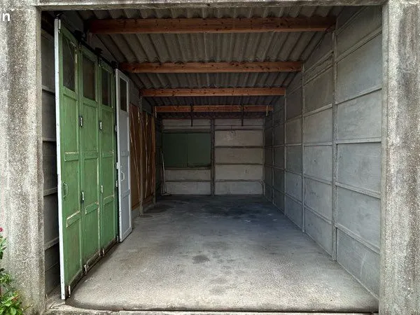 Garage à louer