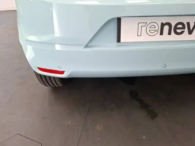 Renault Twingo iii e-tech — photo 11