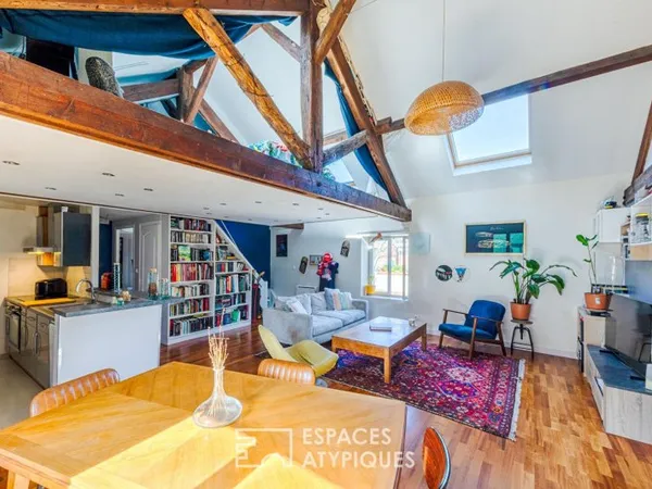 En exclusivité, duplex de charme à mi-chemin entre le centre ville et les Bords de Seine