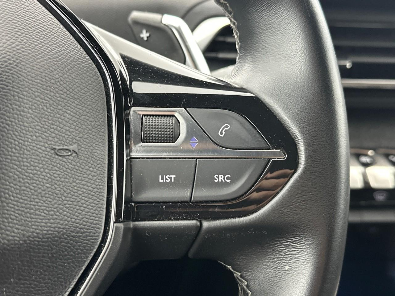 Peugeot 3008 hybrid 225 e-eat8 allure pack — photo 19