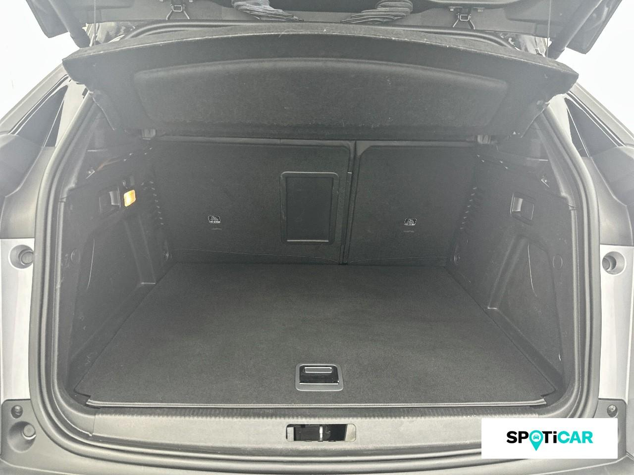 Peugeot 3008 plug-in hybrid4 300ch gt e-eat8 — photo 6